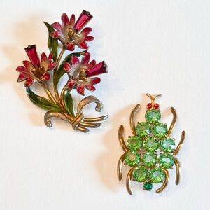 Stunning 1930’s Floral and Insect Brooch Set. Fasteners missing on both.